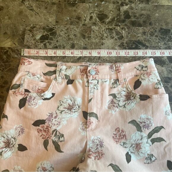 Gloria Vanderbilt Amanda Capri Jeans Missy Size 6 Pink Floral Print - Picture 3 of 13